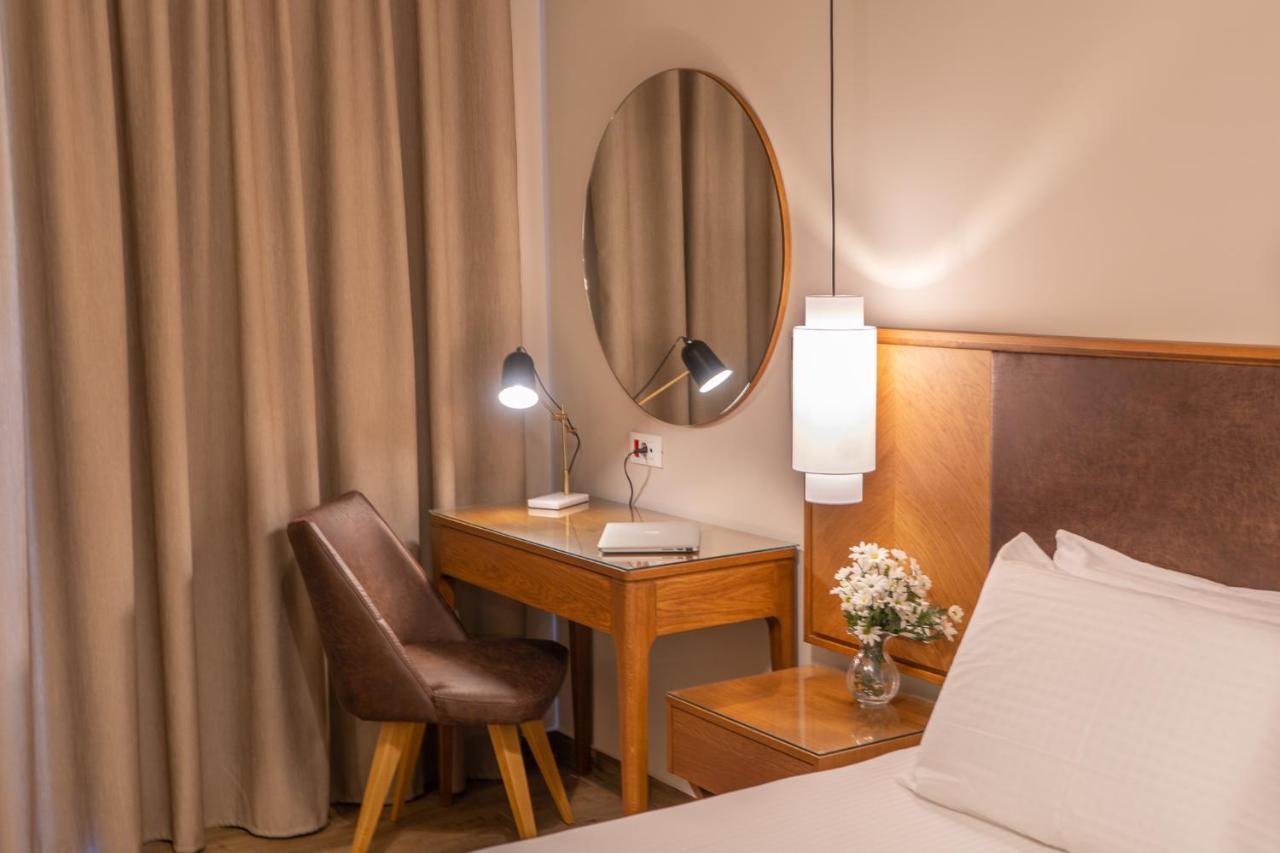 Achilles Hill Hotel Метоні Екстер'єр фото